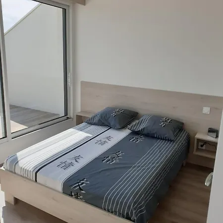 Apartament Le P'tit Beneze *